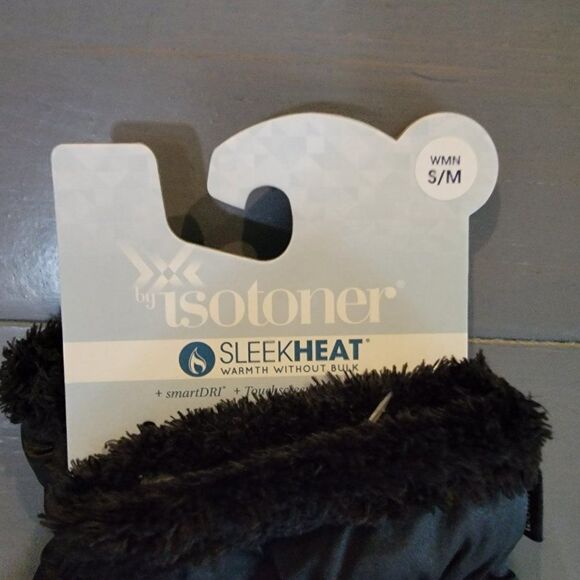 Isotoner Women’s Black SleekHeat touchscreen capability Quilted Gloves S… - Picture 6 of 9